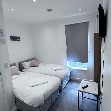 Comfy Diamond Ensuite Room Maidstone With Free Parking And Speedy Wifi Экстерьер фото